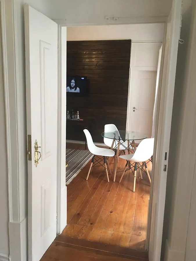 Baronesa Apartments Lisbon